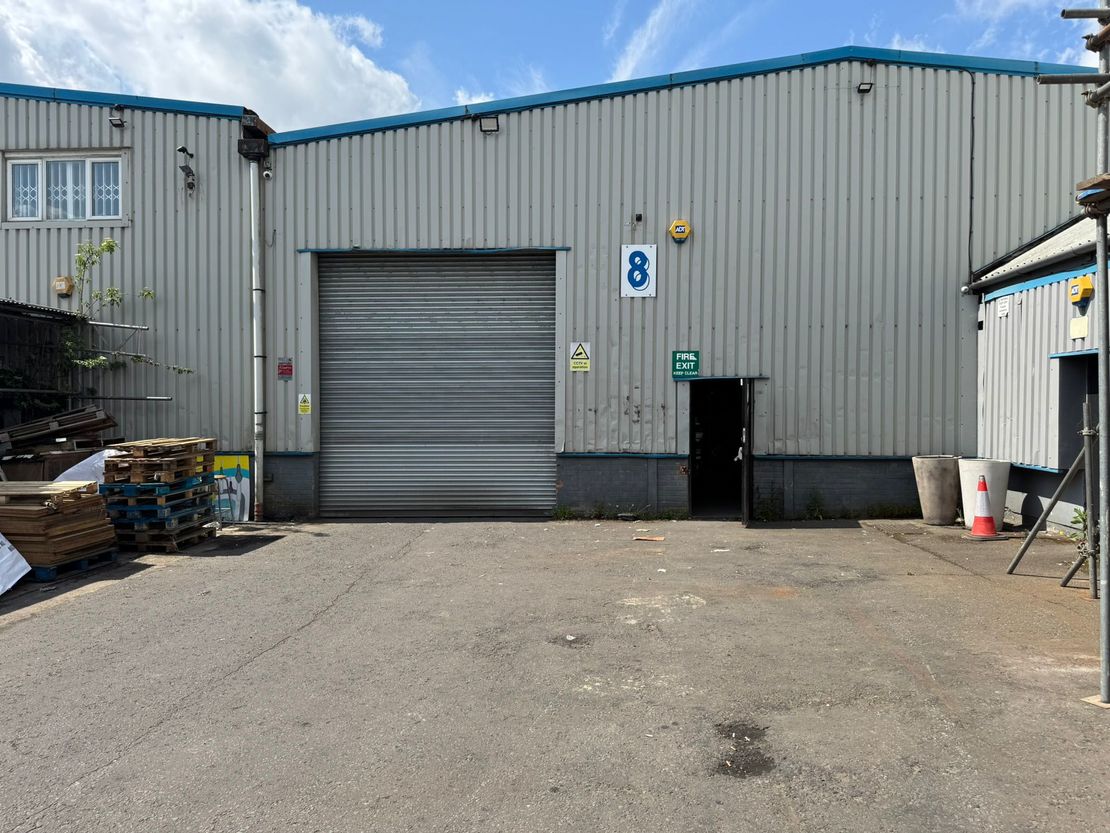 Unit 8 Northgate Industrial Park Collier Row Road, Romford, Romford, Essex, RM5 2BG