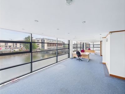 Property Image for 81 Shore, Edinburgh, EH6 6RG