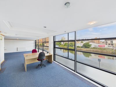 Property Image for 81 Shore, Edinburgh, EH6 6RG