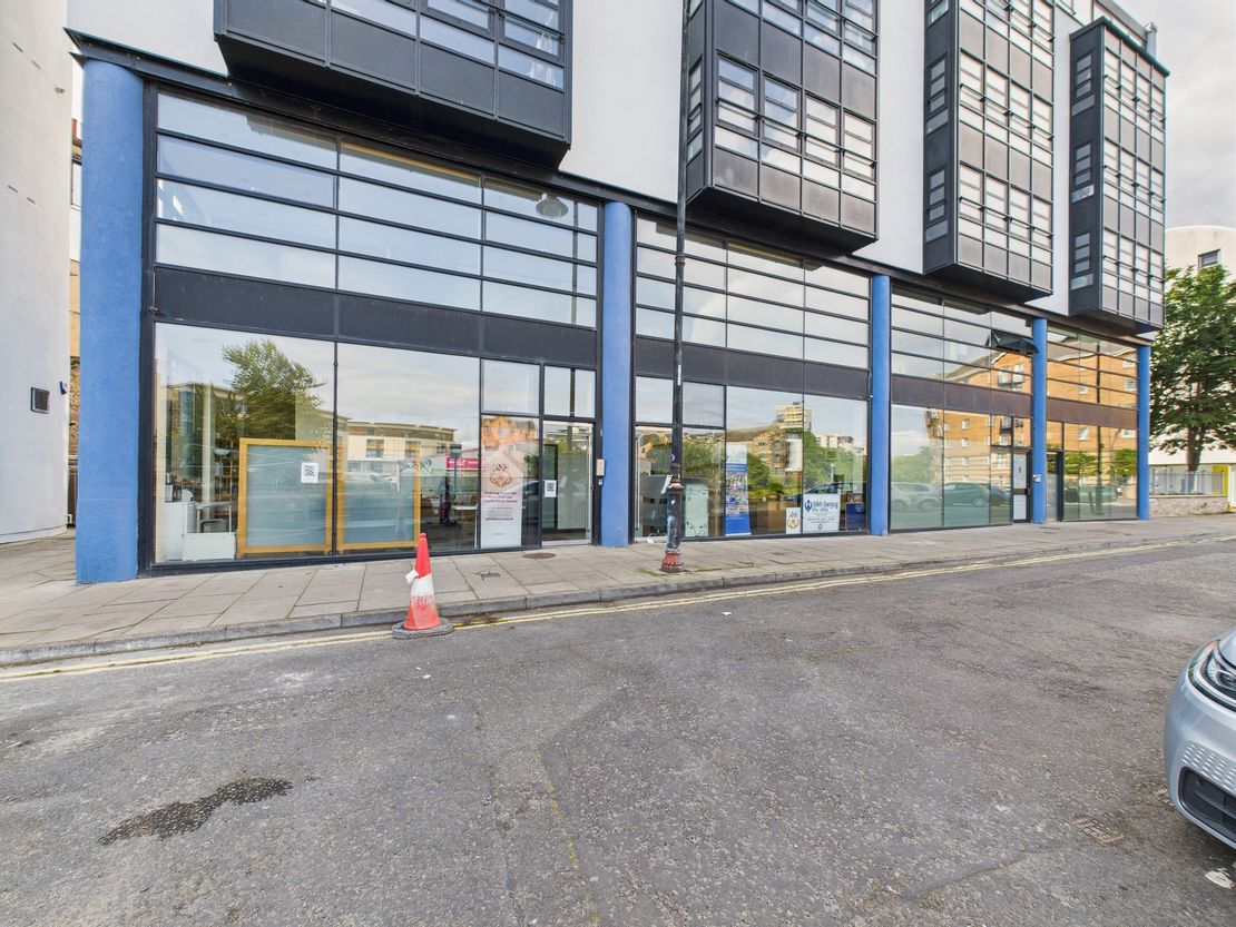 81 Shore, Edinburgh, EH6 6RG