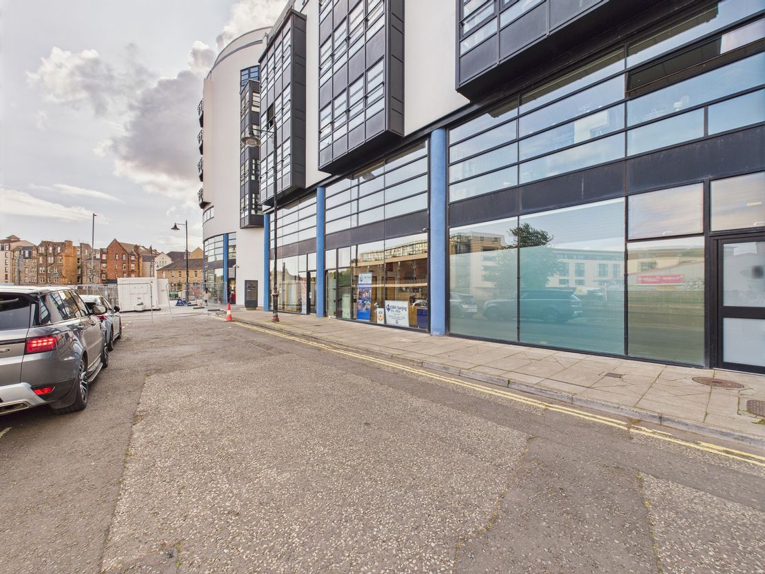 81 Shore, Edinburgh, EH6 6RG