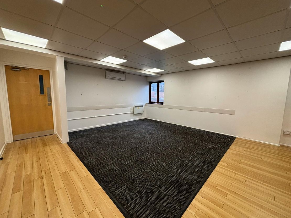 First Floor Jessopp House, Mill Lane, Wimborne, BH21 1HG