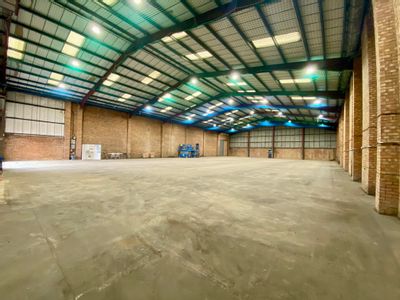 Property Image for Unit 4, Frenchs Avenue, Dunstable, Bedfordshire, LU6 1BH