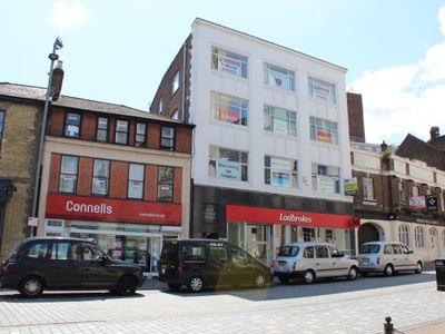Property Image for Suite 6 Regency House, 85 - 87 George Street, Luton, LU1 2AT