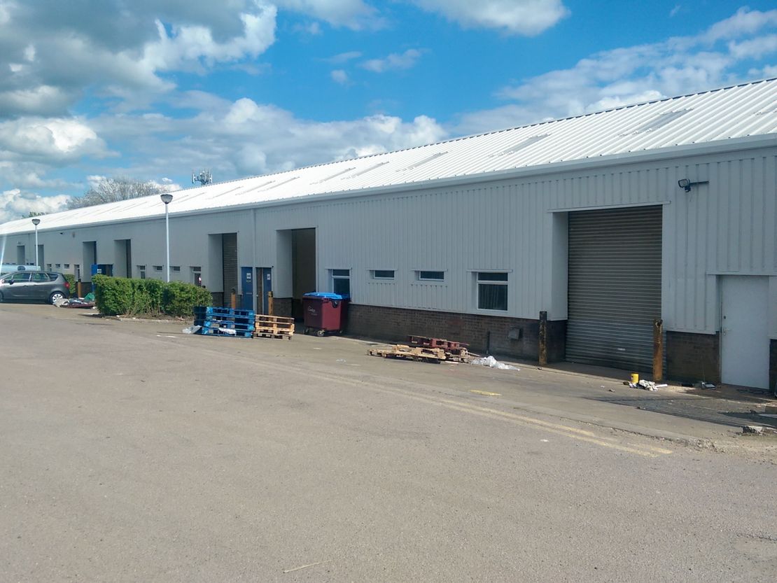Unit H6 Park Avenue Industrial Estate, Sundon Park, Luton, LU3 3BP
