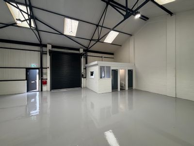 Property Image for Unit H6 Park Avenue Industrial Estate, Sundon Park, Luton, LU3 3BP