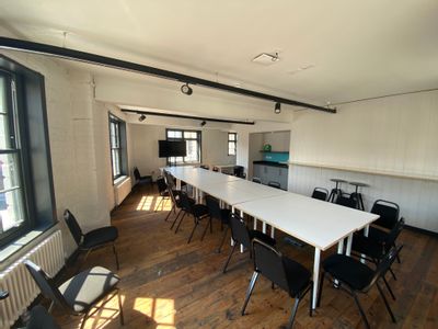 Property Image for Hat Works, 47 Guildford Street, Luton, Bedfordshire, LU1 2NQ