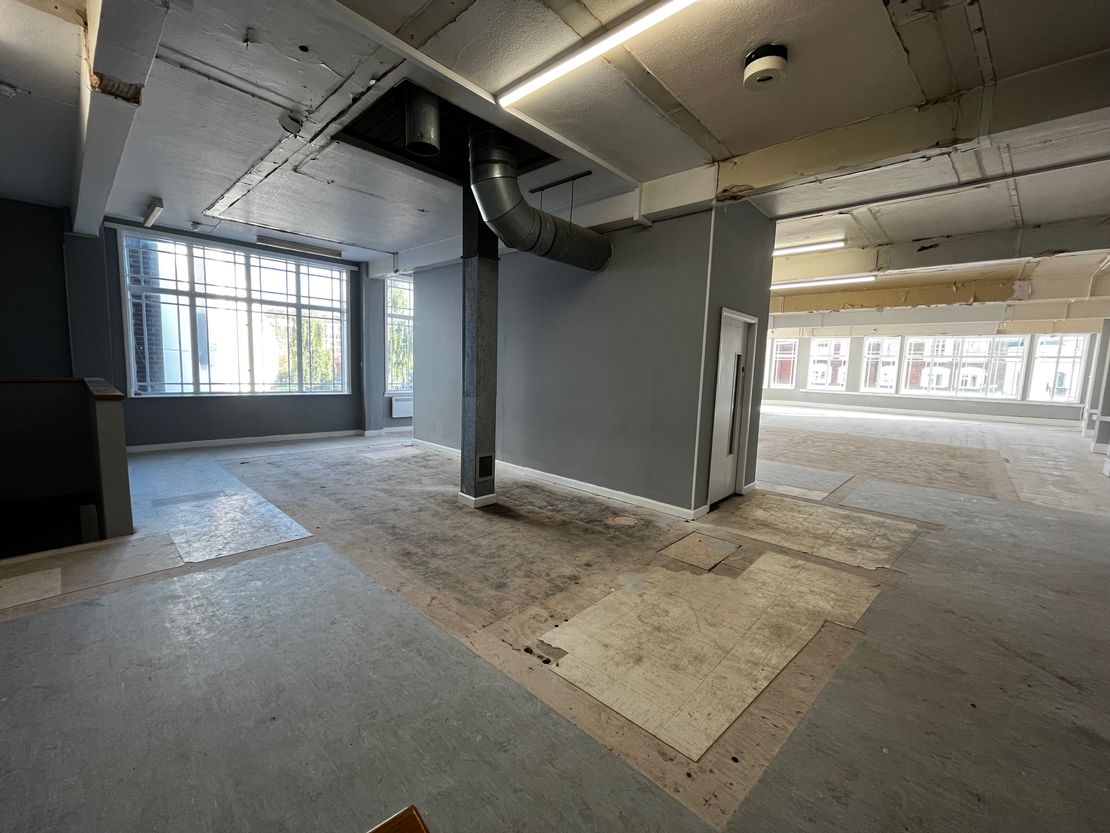 First Floor, 2-4 George Street, Luton, Bedfordshire, LU1 2AX
