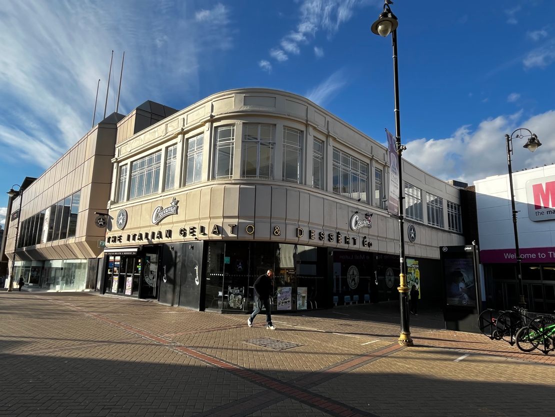 First Floor, 2-4 George Street, Luton, Bedfordshire, LU1 2AX
