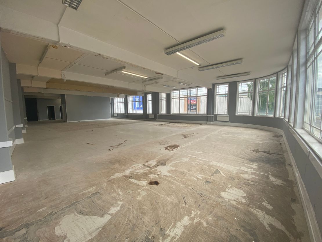 First Floor, 2-4 George Street, Luton, Bedfordshire, LU1 2AX