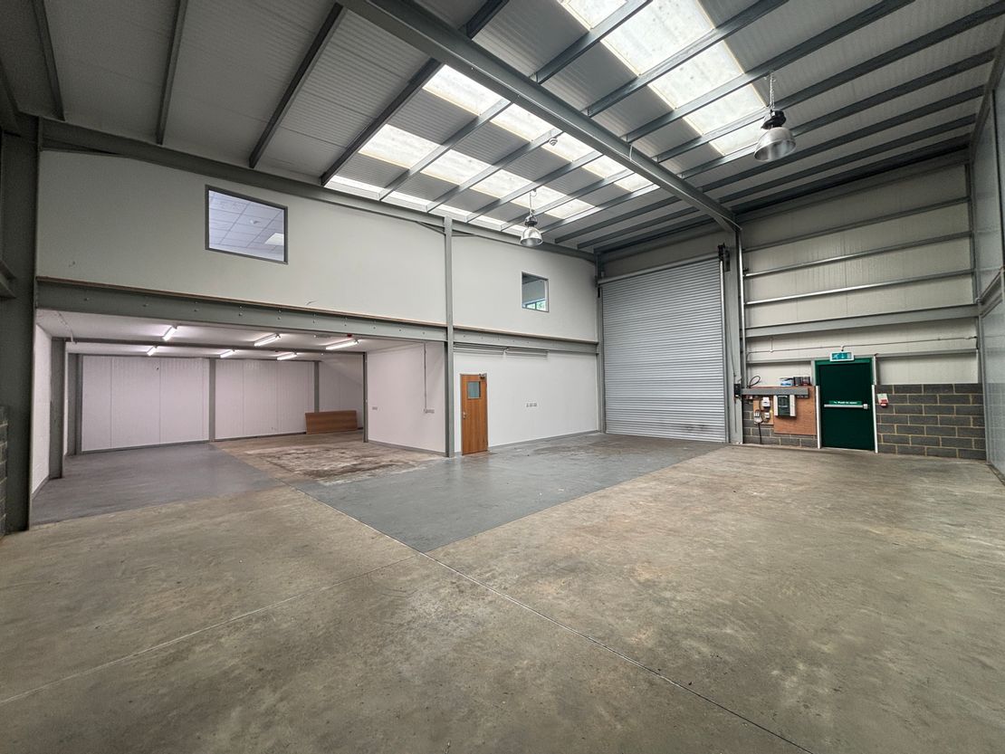 Lantern Commercial Centre, Unit 2, London Road, Flamstead, St. Albans, AL3 8HG