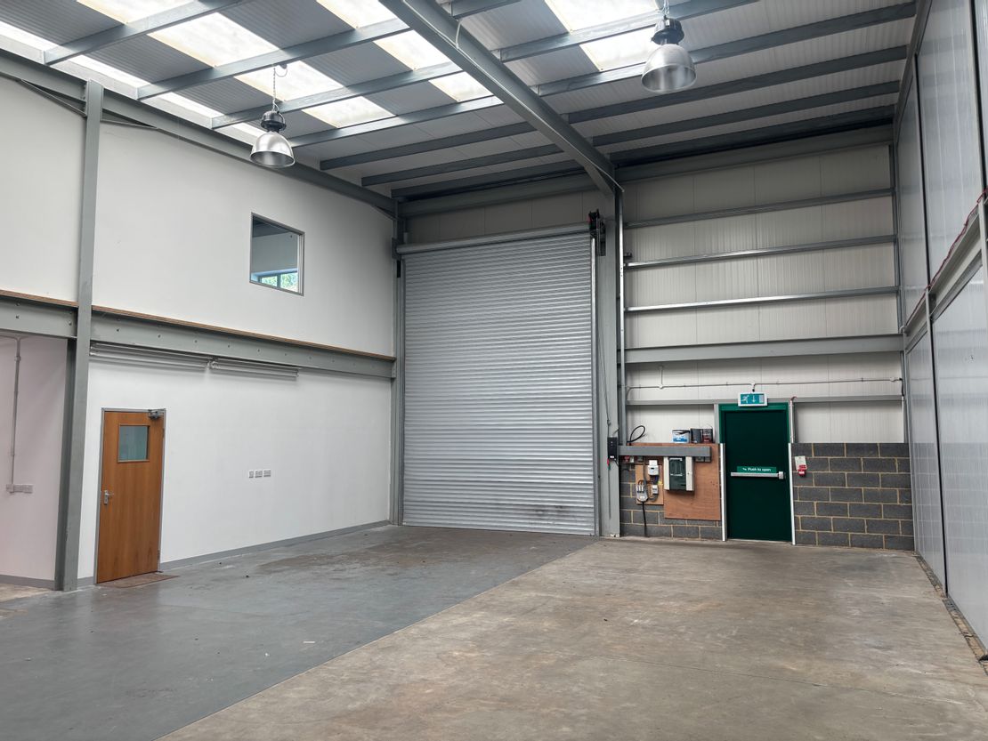 Lantern Commercial Centre, Unit 2, London Road, Flamstead, St. Albans, AL3 8HG