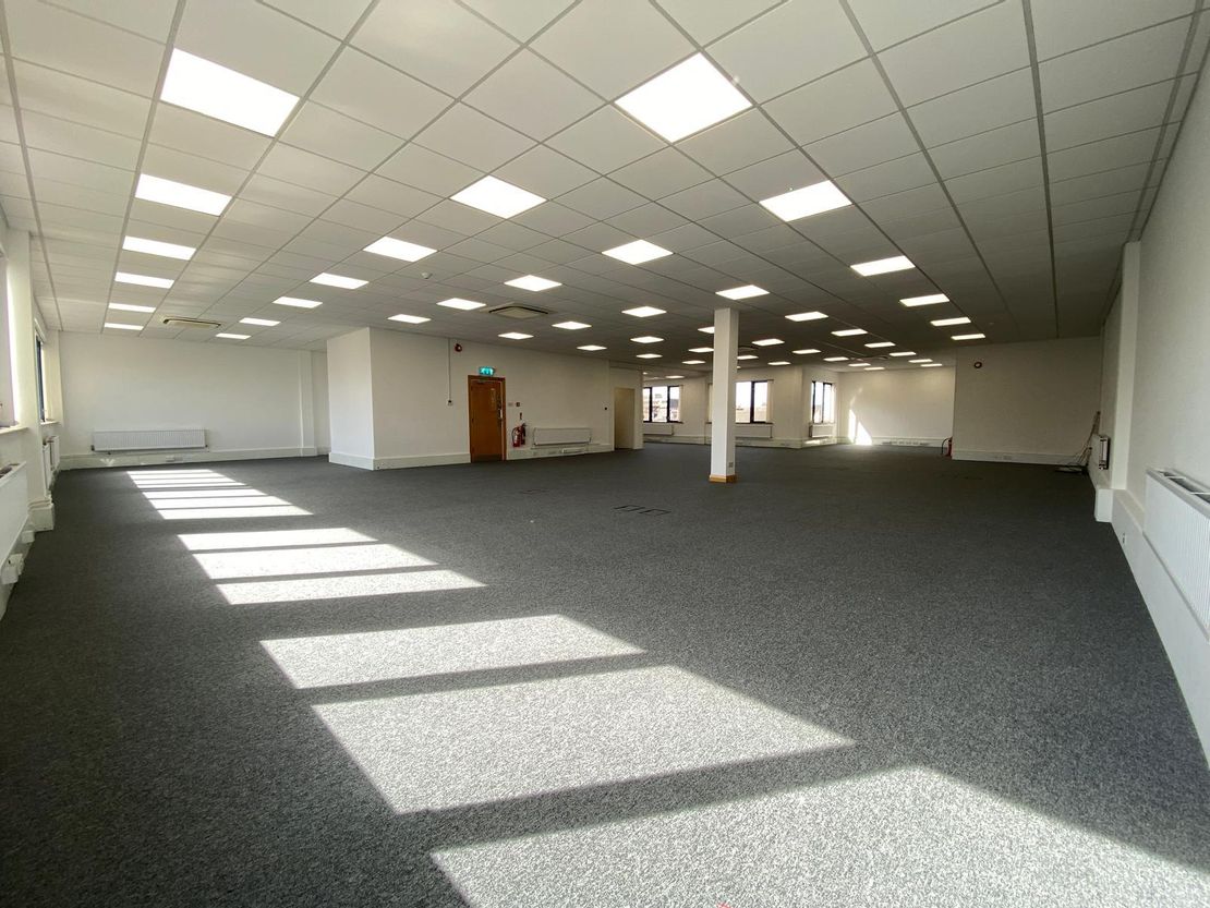 Third Floor, Raglan House, 28-44 Alma Street, Luton, Bedfordshire, LU1 2PL