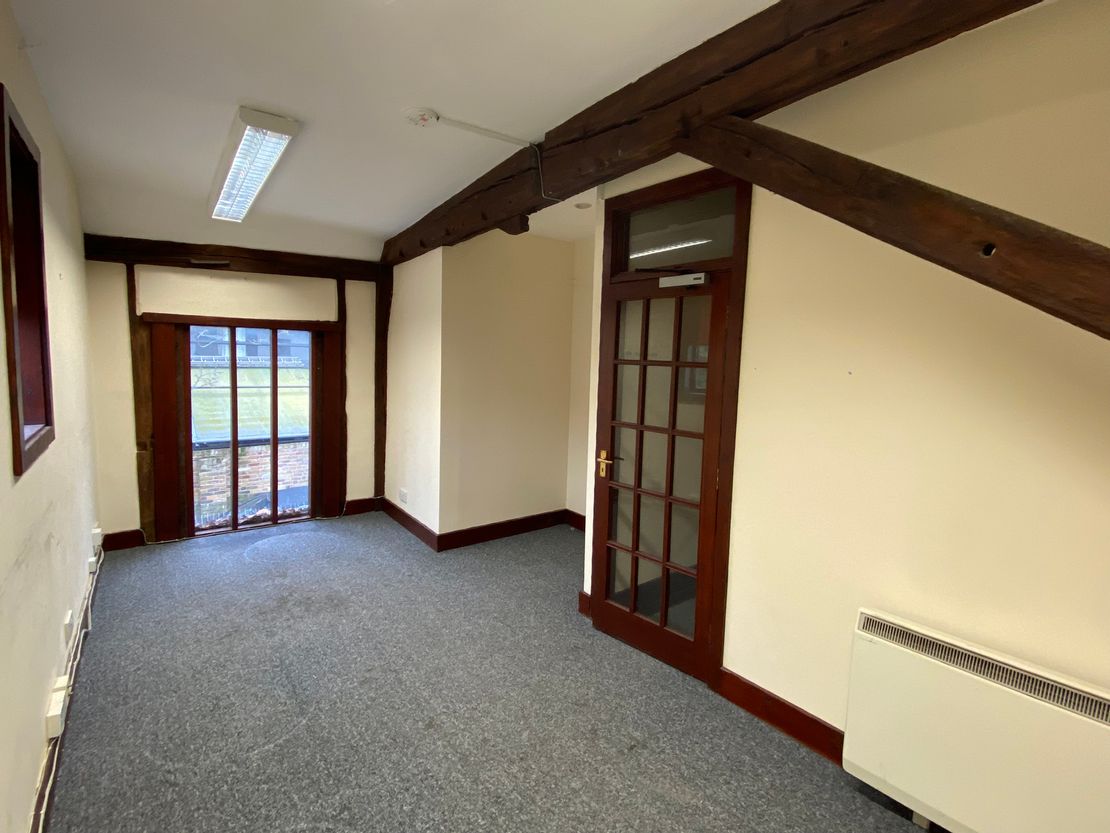 81 B/C, High Street, Ware, Hertfordshire, SG12 9AD