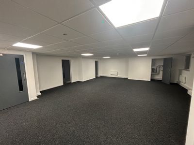 Property Image for Park Avenue Industrial Estate, Park Avenue, Sundon Park Road, Luton, LU3 3BP