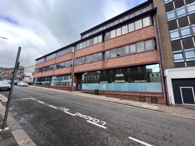 Property Image for Second Floor Suite 1, Raglan House, 28-44 Alma Street, Luton, Bedfordshire, LU1 2PL