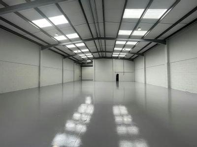 Property Image for Unit 11 North Orbital Commercial Park, St. Albans, AL1 1XB