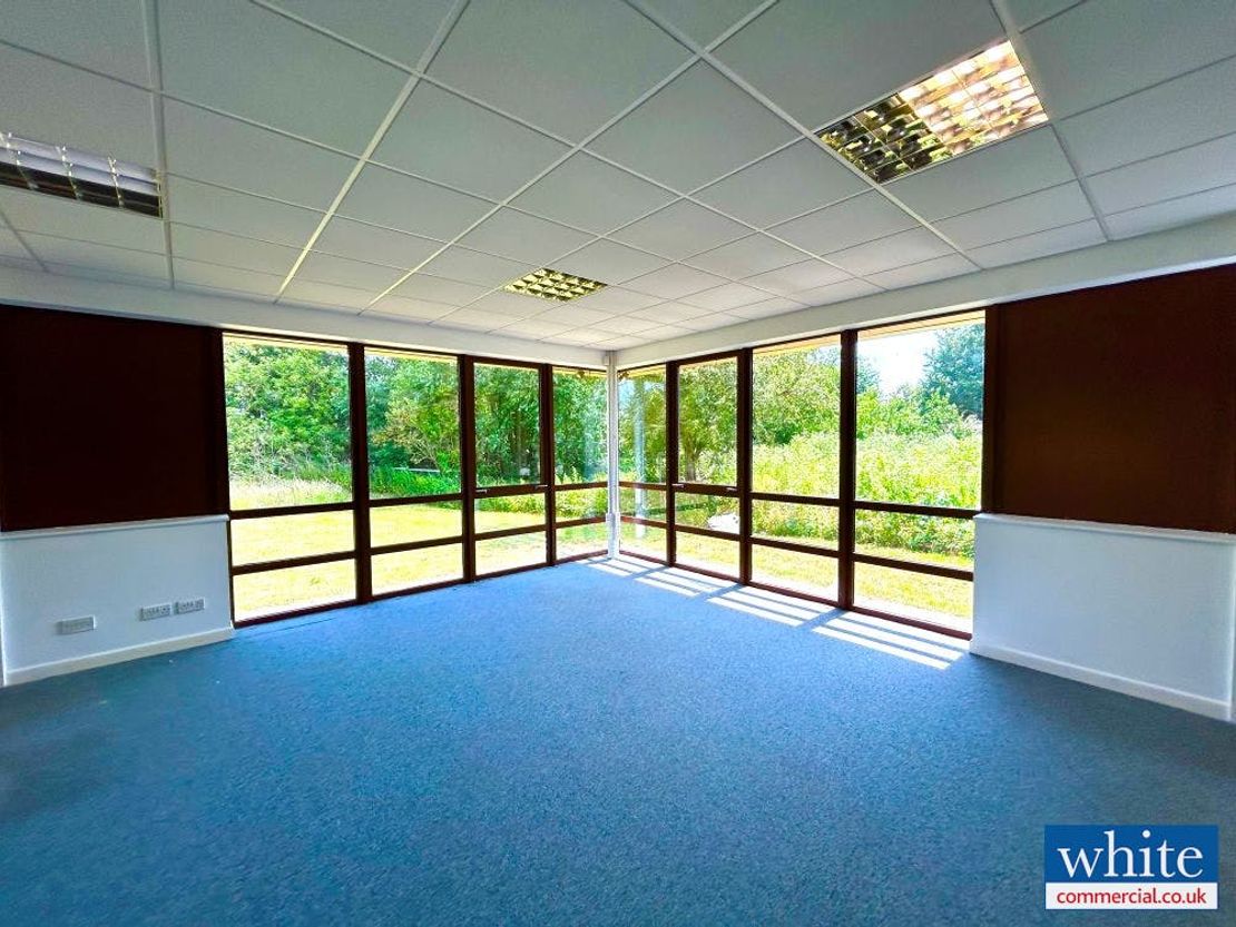 Former Innoval Technology Building, Beaumont Close, Banbury, OX16 1TQ