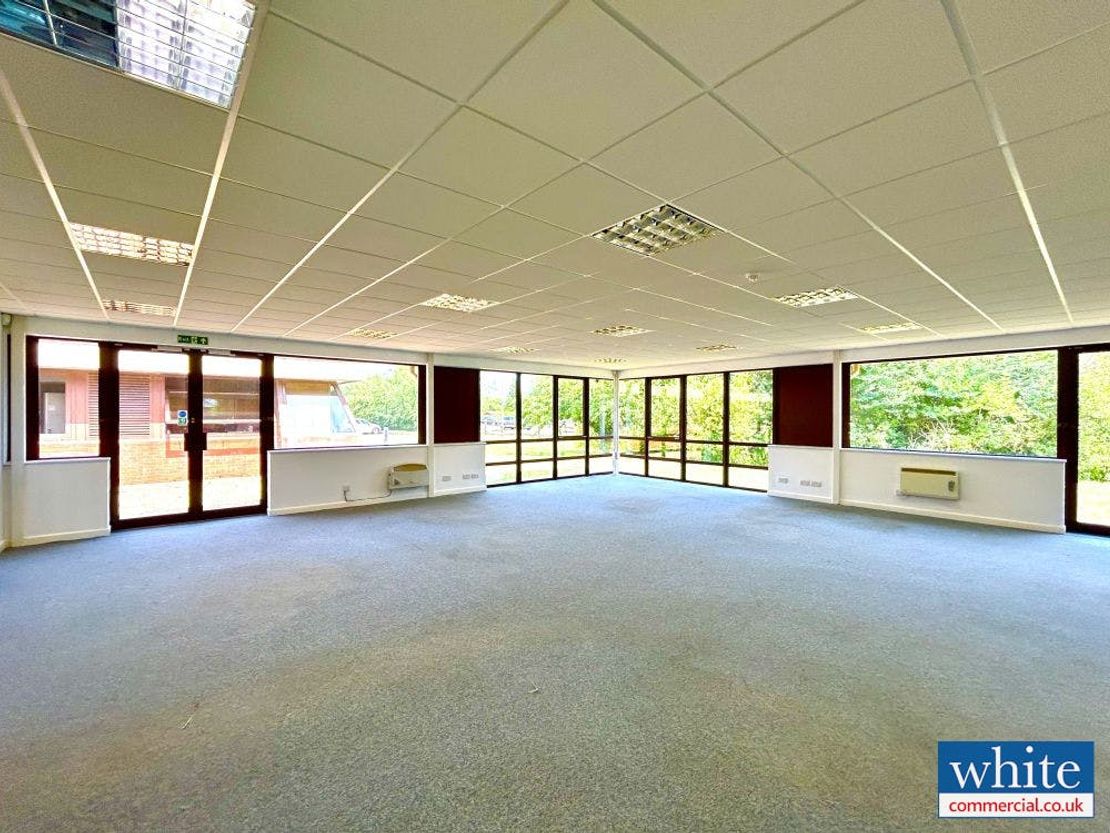 Former Innoval Technology Building, Beaumont Close, Banbury, OX16 1TQ