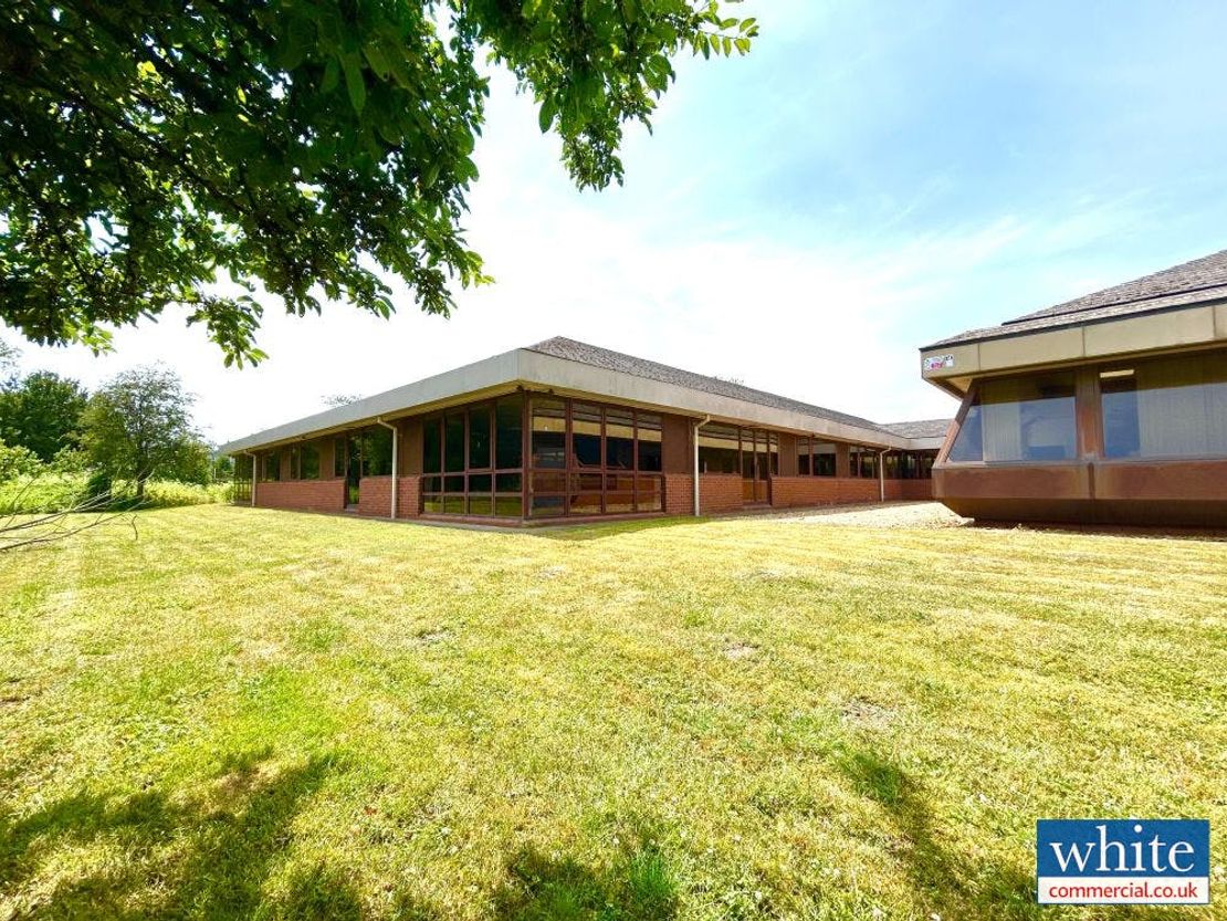 Former Innoval Technology Building, Beaumont Close, Banbury, OX16 1TQ