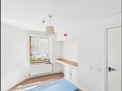 Property Image for Abbeyfield House, 1 Colston Road, Airdrie, North Lanarkshire, ML6 7AA