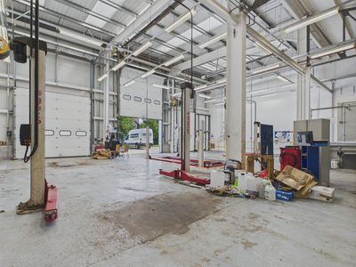 Property Image for Unit 10 Gateway Park, Llandygai Industrial Estate, Llandygai, Bangor, Gwynedd, LL57 4YH