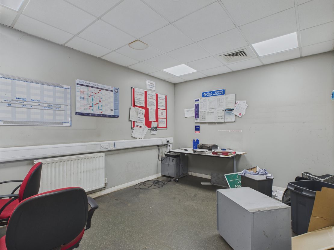 Unit 10 Gateway Park, Llandygai Industrial Estate, Llandygai, Bangor, Gwynedd, LL57 4YH