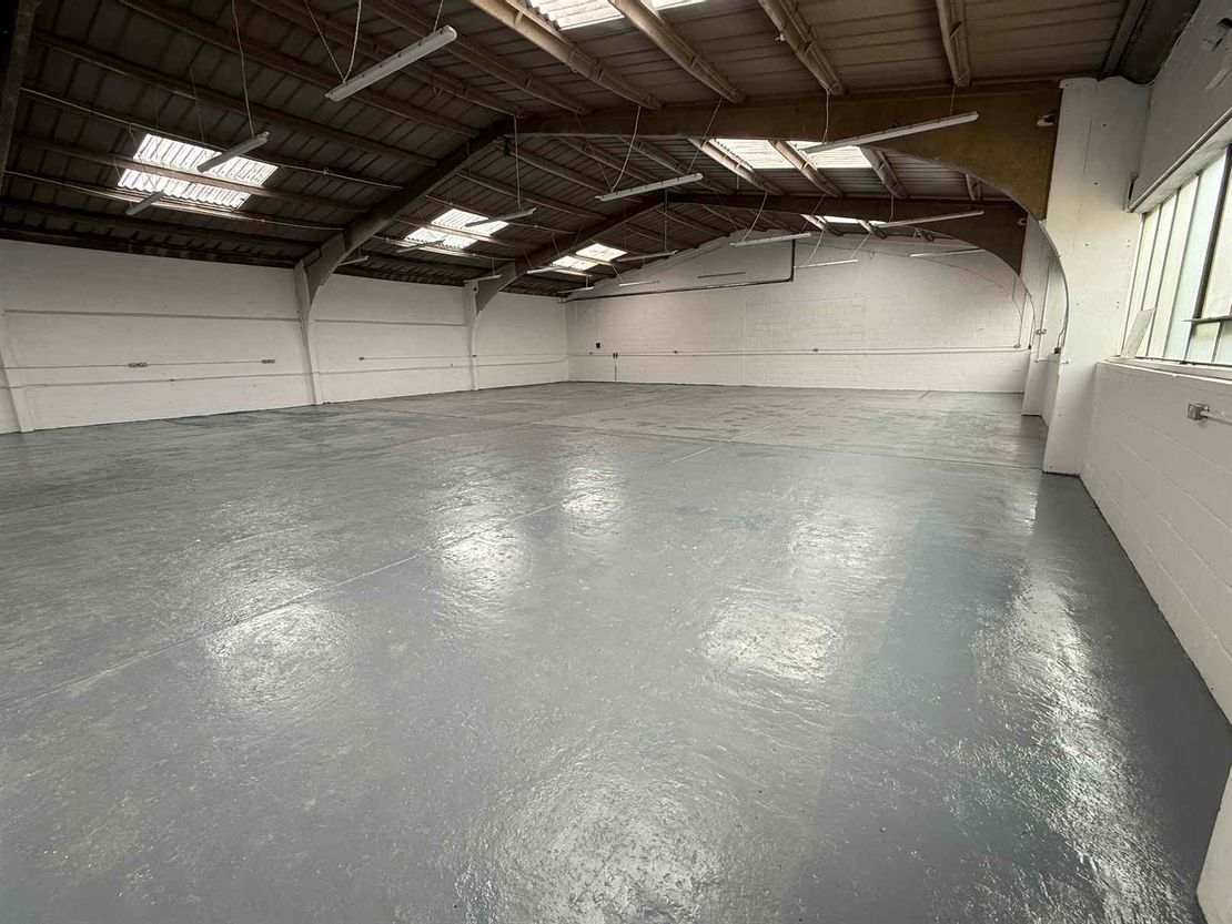 11F Hoo Industrial Estate, Vicarage Lane, Hoo, Rochester, Kent, ME3 9LB