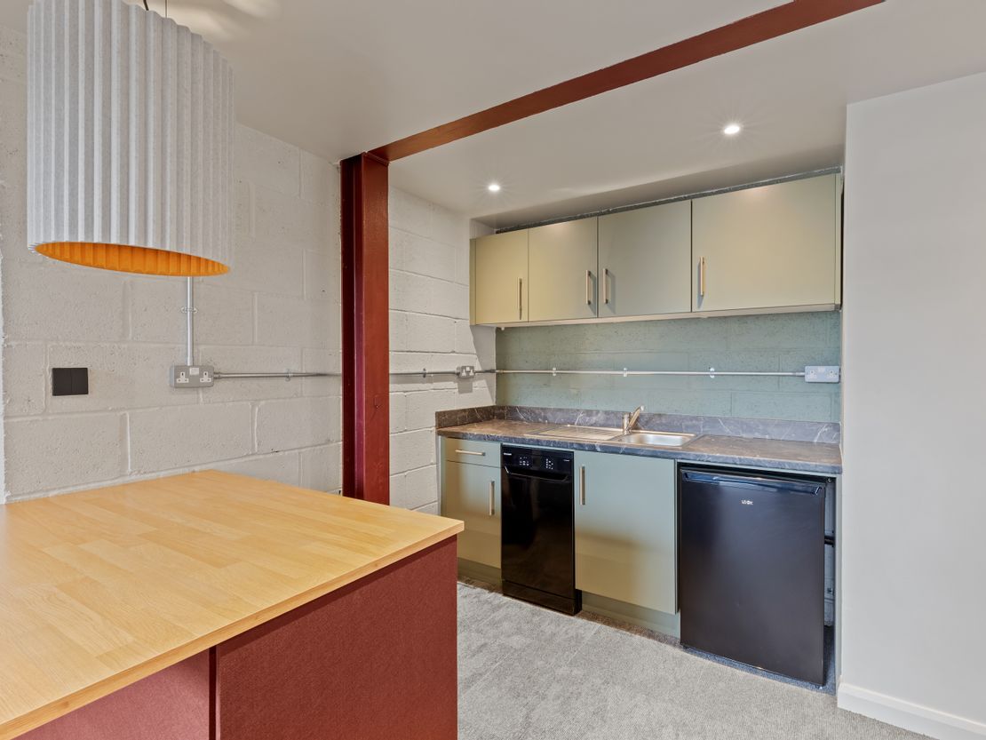 Unit 4, Atelier Court, Brooks Road, Lewes, East Sussex, BN7 2FX