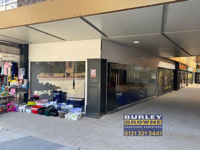 Property Image for 1 Middle Entry Shopping Centre, Tamworth, Staffordshire, B79 7NJ