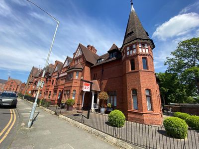 Property Image for Park House, 11 Grosvenor Park Road, Chester, Cheshire, CH1 1QQ