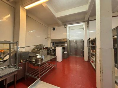 Property Image for 34 Bogmoor Place, Glasgow, G51 4TQ