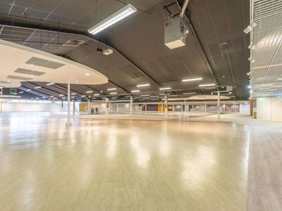 Property Image for Former Retail / Warehouse Premises, School Lane, Chandler's Ford, Eastleigh, Hampshire, SO53 4DG