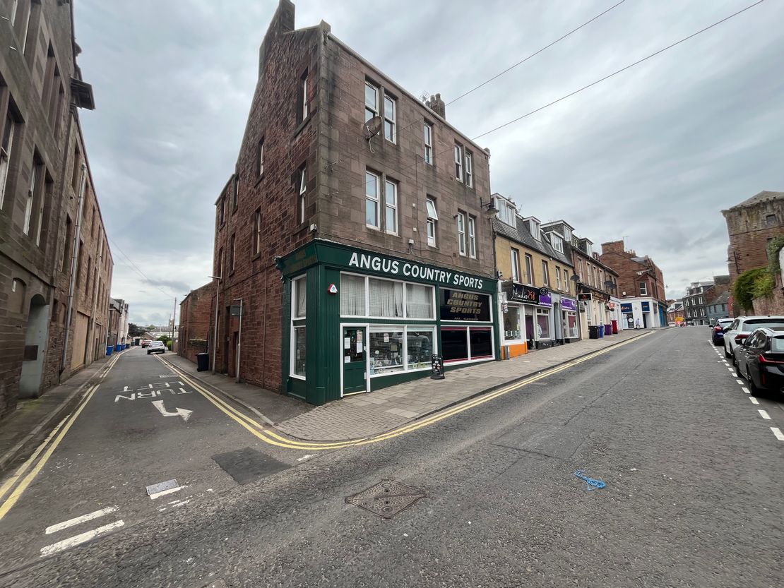 256 High Street, Arbroath, Angus, DD11 1JE