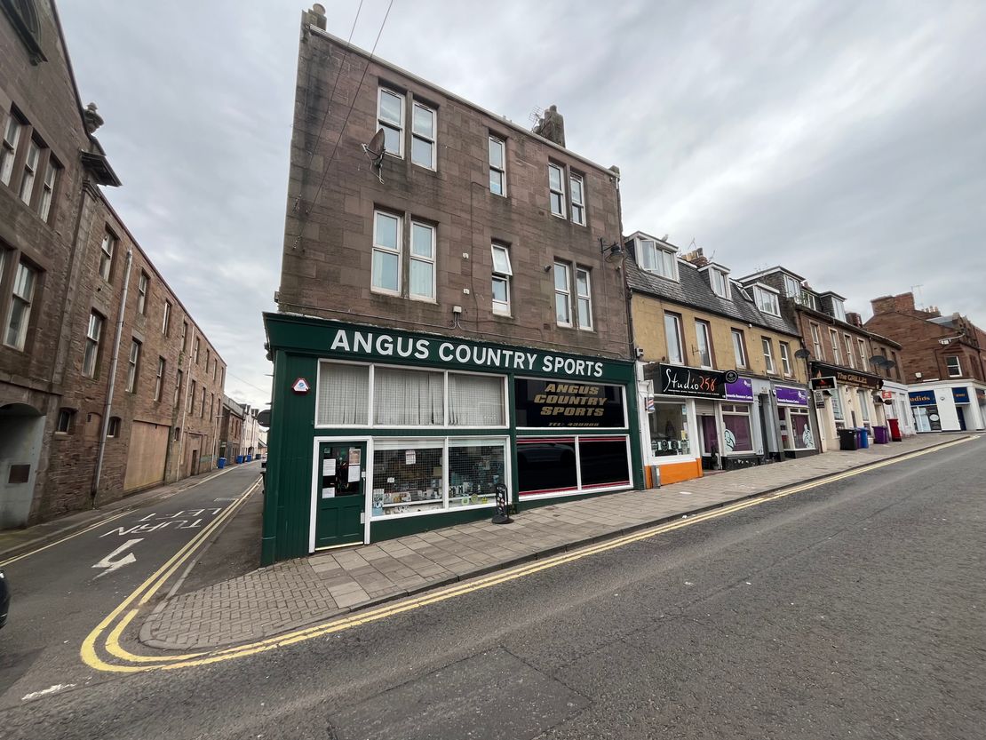 256 High Street, Arbroath, Angus, DD11 1JE