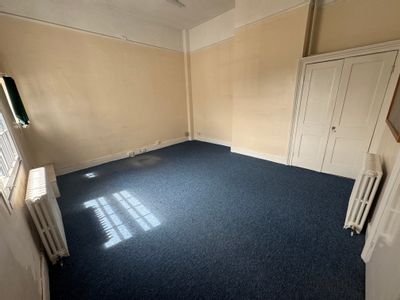 Property Image for Room 3, 5 Grove Place, Bedford, Bedfordshire, MK40 3JJ