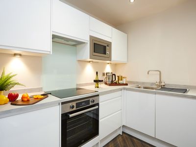 Property Image for 94 Alfred Gelder Street, Kingston Upon Hull, Yorkshire, HU1 2AN