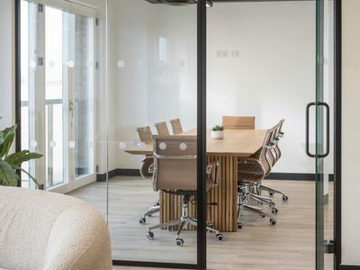 Property Image for Grid Seven, 1 Sterling Way, Kings Cross, Islington, N7 9BG