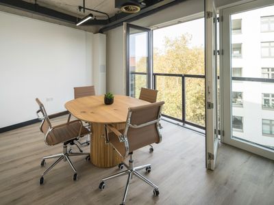 Property Image for Grid Seven, 1 Sterling Way, Kings Cross, Islington, N7 9BG