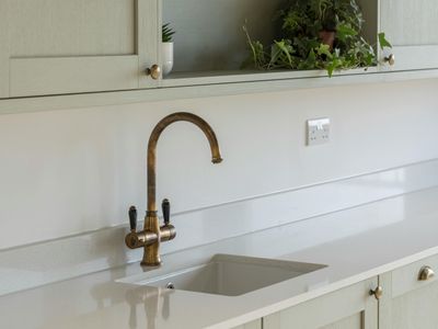 Property Image for Grid Seven, 1 Sterling Way, Kings Cross, Islington, N7 9BG