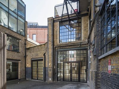 Property Image for 22 Vine Hill, Farringdon, London, EC1R 5DZ