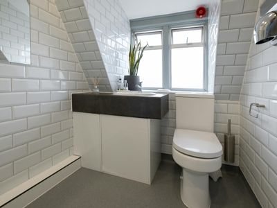 Property Image for 9-11 The Quadrant, Richmond, TW9 1BP