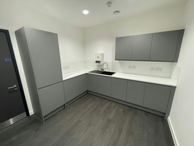 Property Image for Unit 1 INTER, Tewin Road, Tewin Road, Welwyn Garden City, AL7 1BD