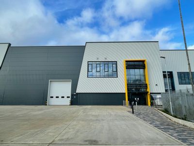 Property Image for Unit 2 INTER, Tewin Road, Tewin Road, Welwyn Garden City, AL7 1BD