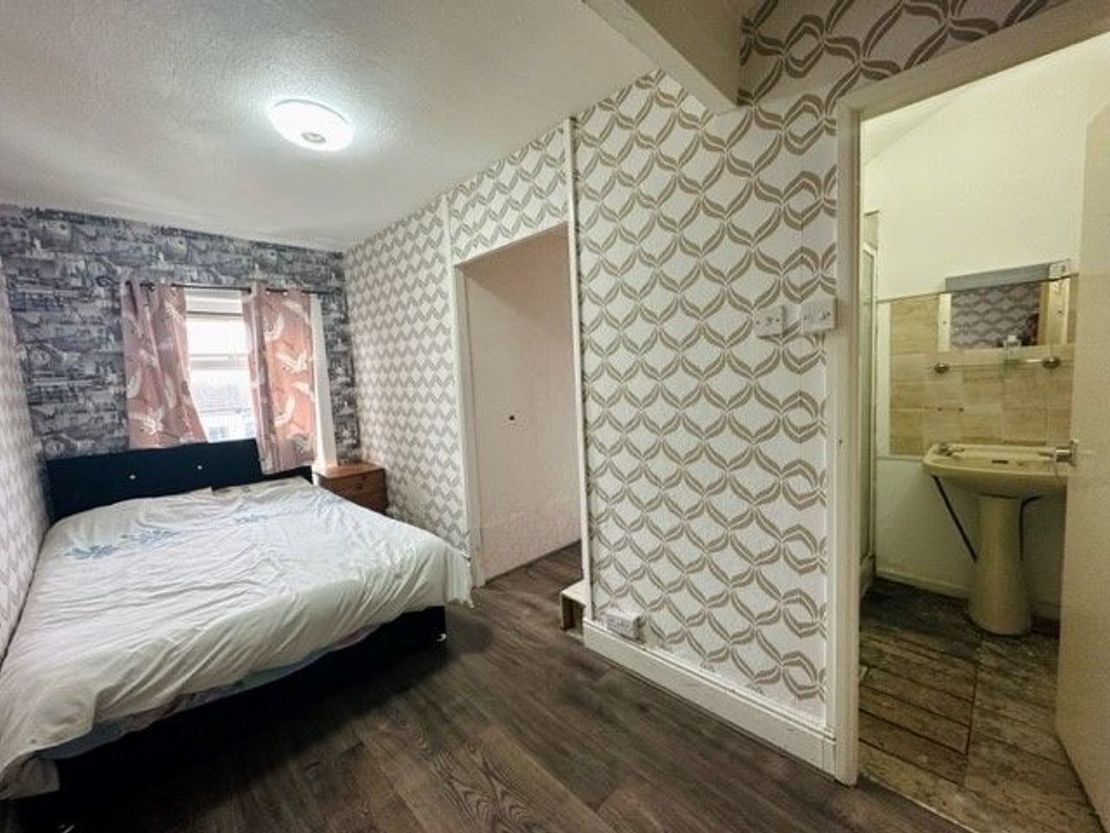 Hornby Road, Blackpool, FY1