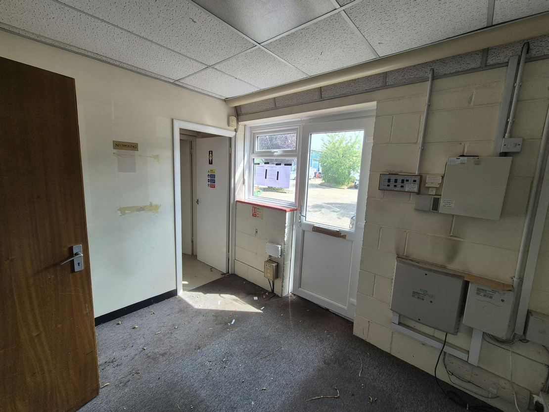 Unit 2 Brittania Business Park, Quarry Wood Estate, Mills Road, Aylesford, ME20 7NT
