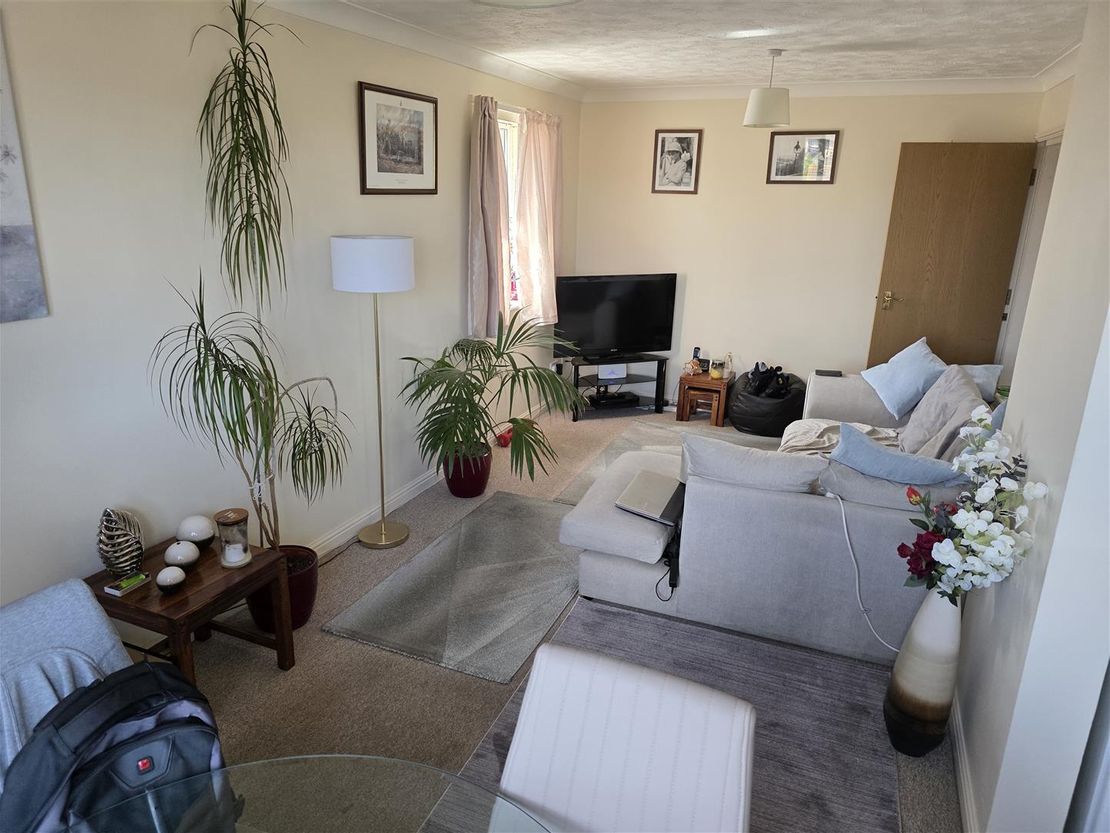 St Leonards Close, Grays