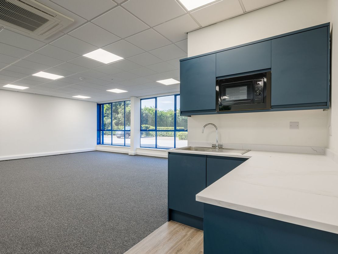 Unit 2a, South Park Way Wakefield 41 Business Park, Wakefield, WF2 0XJ