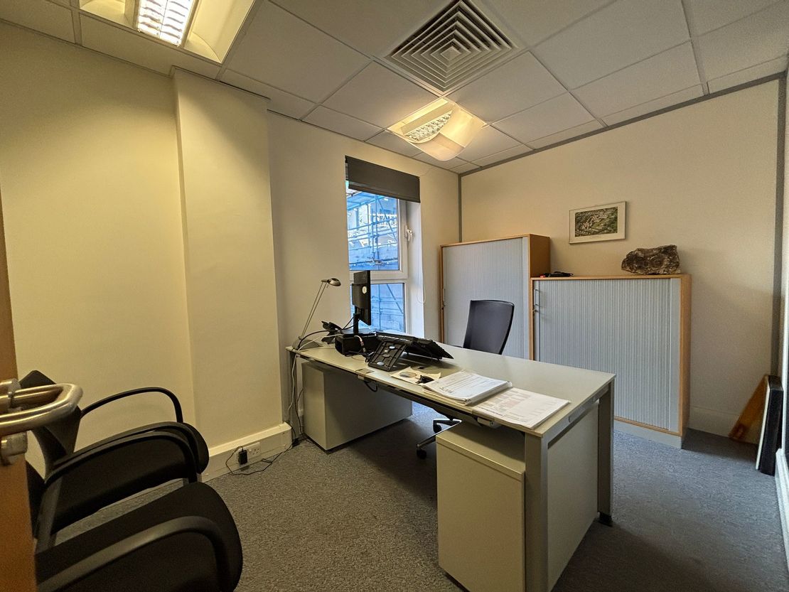 Unit 1 Kimber House, 116 High Street, Southampton, Hampshire, SO14 2AA