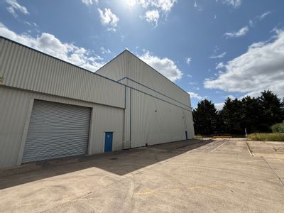 Property Image for MK50, Bramley Road, Bletchley, Milton Keynes, Buckinghamshire, MK1 1PT